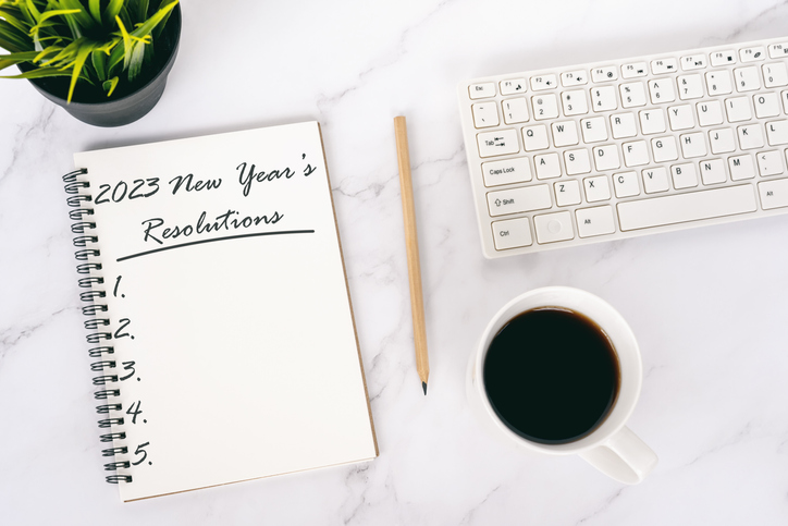 Financial New Year’s Resolutions for 2023 That You’ll Actually Keep